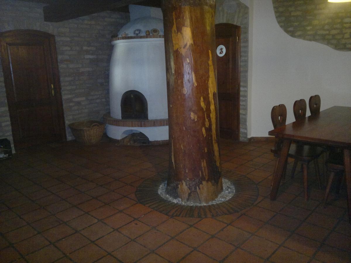 Hotel Hajoskert Vendeghaz Gönyů Exterior foto